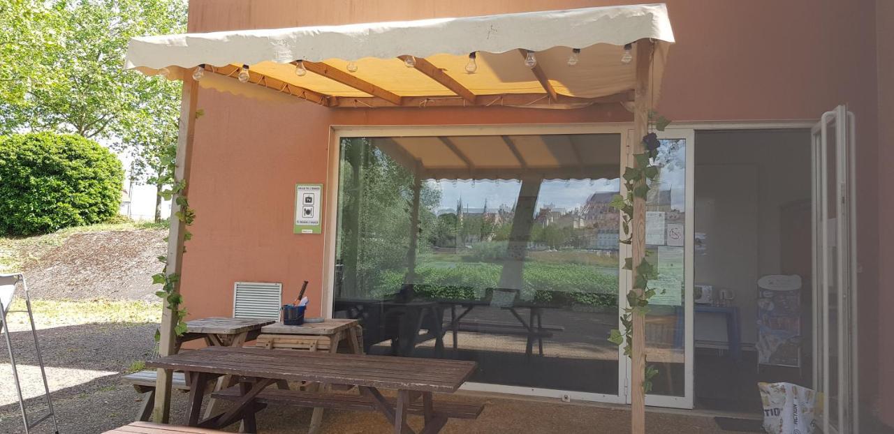 Camping De Nevers Luaran gambar