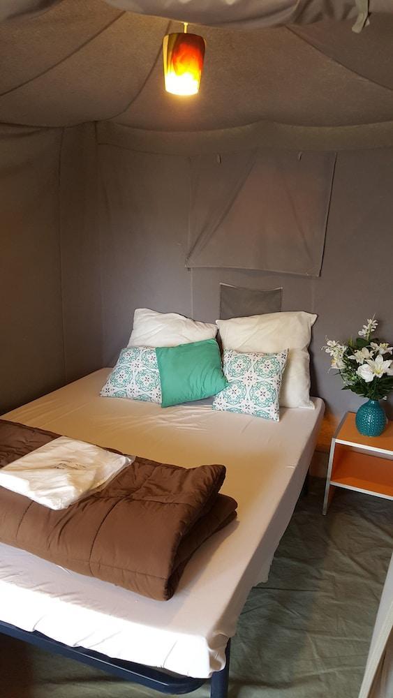 Camping De Nevers Luaran gambar