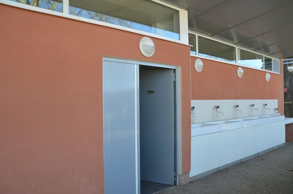 Camping De Nevers Luaran gambar